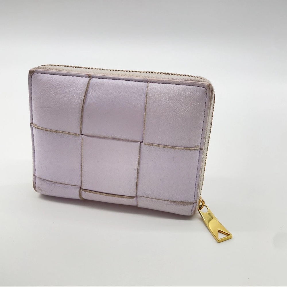 BOTTEGA VENETA Maxi Intrecciato Leather Wallet - Picture 2 of 9